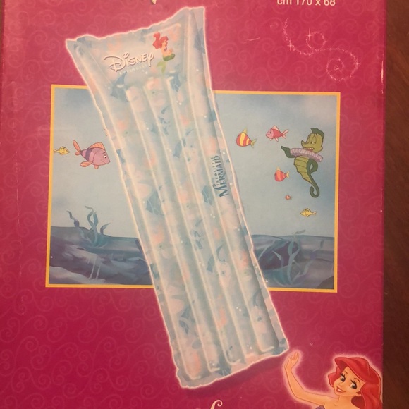 Disney Princess Air Mattress Pool Float - Picture 4 of 6